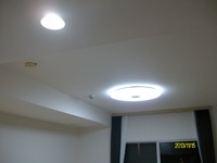 リビングの天井LEDの照明器具取替もしました。
